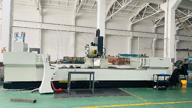高速立式加工中心：定制方案的精准解析